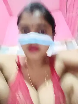 Snapshot of Sexy_Sonniyaa chatting on 05.15.26 Sexy Sonniyaa online show from 05.15.26