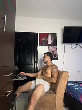 Snapshot of Kenny_romano chatting on 05.30.26 Kenny romano online show from 05.30.26