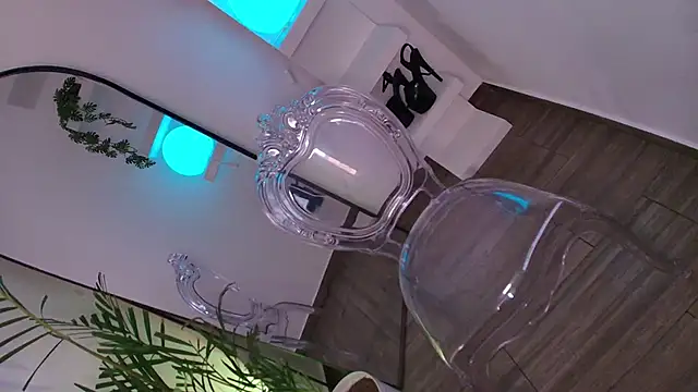 dalilathoms  online show from 04.07.26