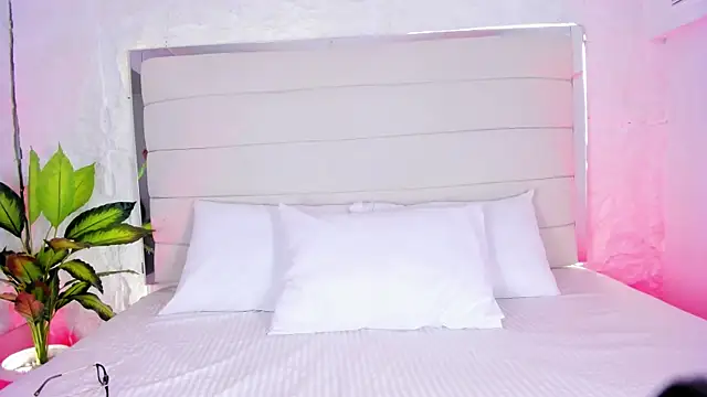 AitanaNoa online show from 04.07.26