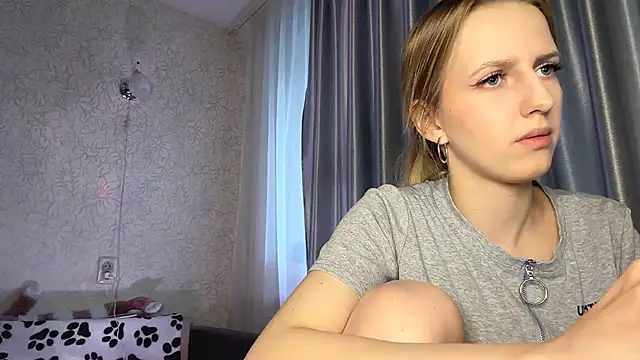 Snapshot of RubiKerss chatting on 03.04.26 RubiKerss online show from 03.04.26