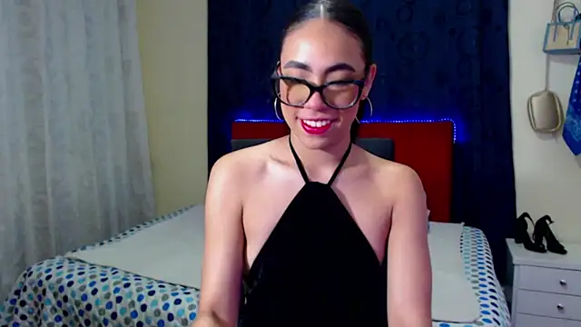 Snapshot of Angels66v chatting on 05.10.26 Angels66v online show from 05.10.26