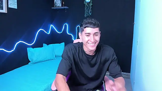 Dark Valentino  online show from 03.04.26