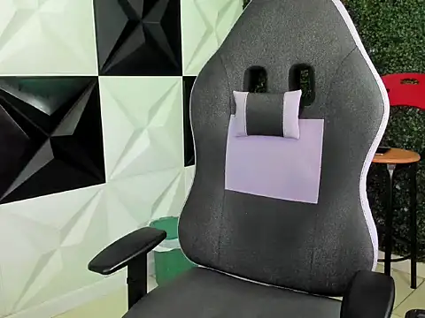 taylor bigdick18 online show from 04.18.26