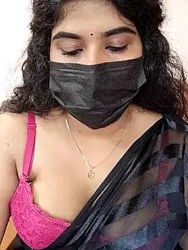 Snapshot of Sunitha28 chatting on 03.07.26 Sunitha28 online show from 03.07.26