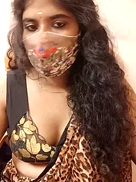 Snapshot of Sunitha28 chatting on 04.12.26 Sunitha28 online show from 04.12.26