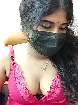 Snapshot of Sunitha28 chatting on 04.18.26 Sunitha28 online show from 04.18.26