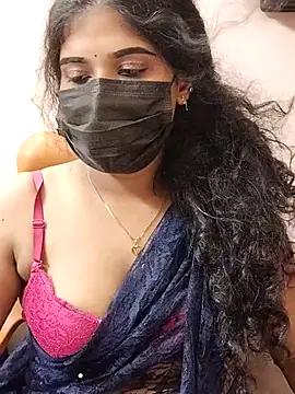 Snapshot of Sunitha28 chatting on 04.19.26 Sunitha28 online show from 04.19.26