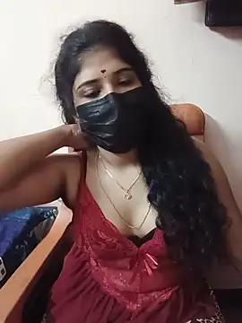 Snapshot of Sunitha28 chatting on 05.15.26 Sunitha28 online show from 05.15.26