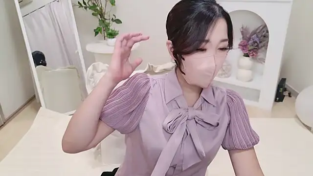 YURIKAsan  online show from 06.10.26