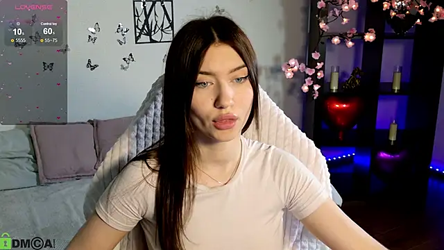 Snapshot of Sugar_Kitten12 chatting on 06.11.26 Sugar Kitten12 online show from 06.11.26