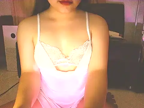 Snapshot of Wxrkeylee chatting on 05.04.26 Wxrkeylee online show from 05.04.26