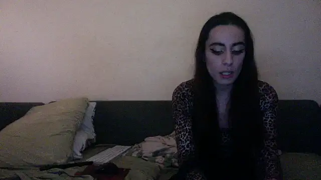 Snapshot of chiara-mario chatting on 04.18.26 chiara-mario online show from 04.18.26