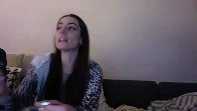 Snapshot of chiara-mario chatting on 04.26.26 chiara-mario online show from 04.26.26