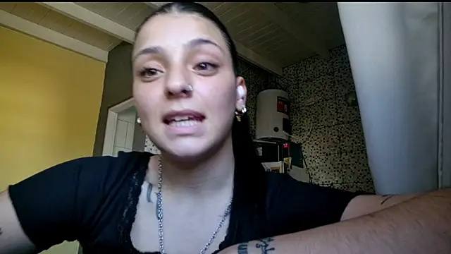 Snapshot of MargeretShala chatting on 03.09.26 MargeretShala online show from 03.09.26