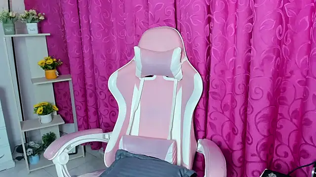 Ivy Brown  online show from 03.28.26