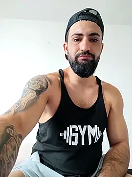 Snapshot of Tommy_Porn_ chatting on 04.07.26 Tommy Porn online show from 04.07.26