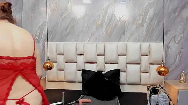 Snapshot of Milf_Drip chatting on 06.05.26 Milf Drip online show from 06.05.26