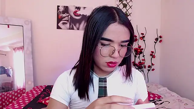 Candyy doll   online show from 04.11.26