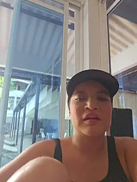 Pretty Julieta online show from 06.13.26