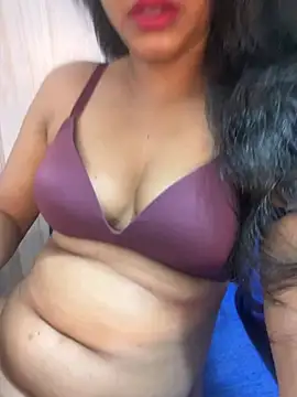 Snapshot of munni-munni6767 chatting on 05.14.26 munni-munni6767 online show from 05.14.26