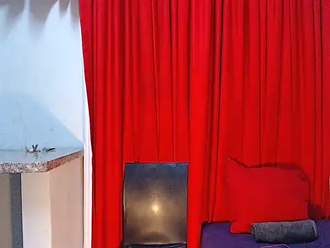 DarkDivva18 online show from 05.12.26