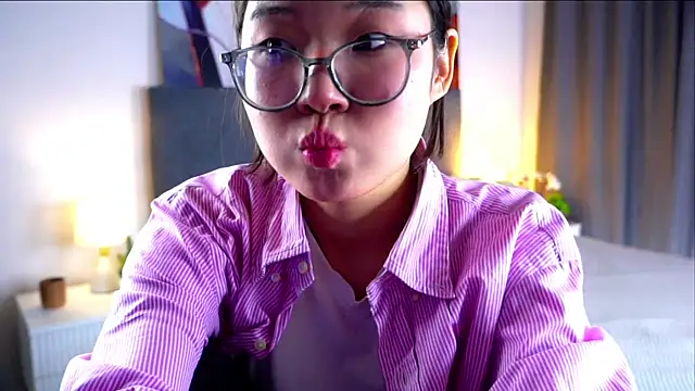 NelleMihalko online show from 04.09.26