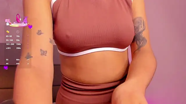 mia h  online show from 04.15.26