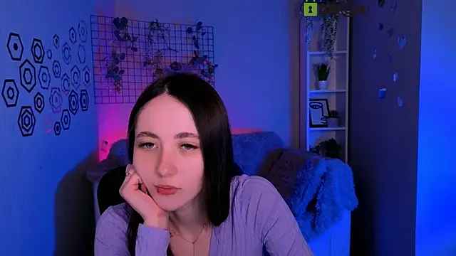 Snapshot of bella_dorn chatting on 04.28.26 bella dorn online show from 04.28.26