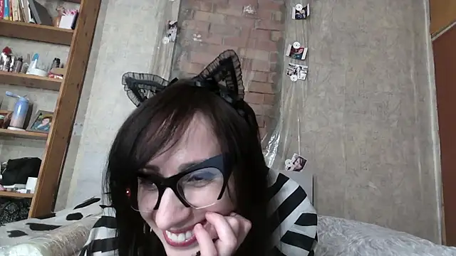 Snapshot of Barbie_Rococo chatting on 04.24.26 Barbie Rococo online show from 04.24.26