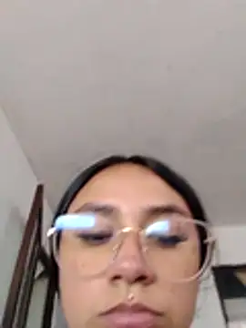 Snapshot of Lucyy_tits chatting on 03.16.26 Lucyy tits online show from 03.16.26