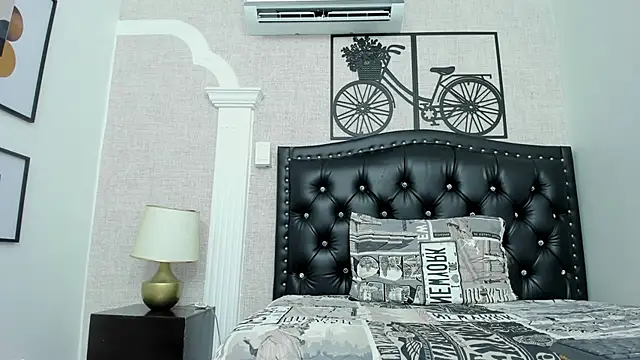 Snapshot of Kenndra_lust chatting on 03.09.26 Kenndra lust online show from 03.09.26