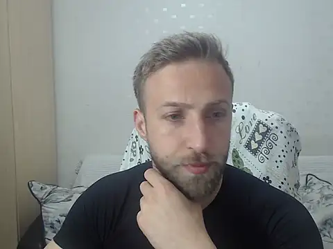 BlondEagleMuscle online show from 04.24.26