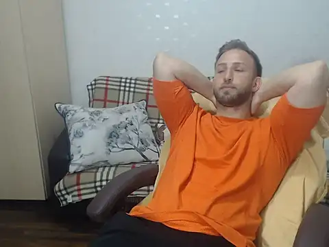 BlondEagleMuscle online show from 06.10.26