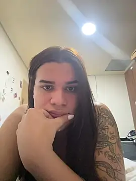 Snapshot of Gabrielaparaiso chatting on 04.24.26 Gabrielaparaiso online show from 04.24.26