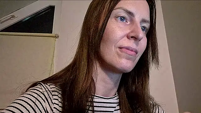 Snapshot of AnnaTight chatting on 04.29.26 AnnaTight online show from 04.29.26