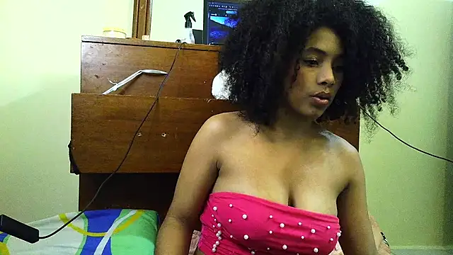 Larita curly online show from 04.24.26