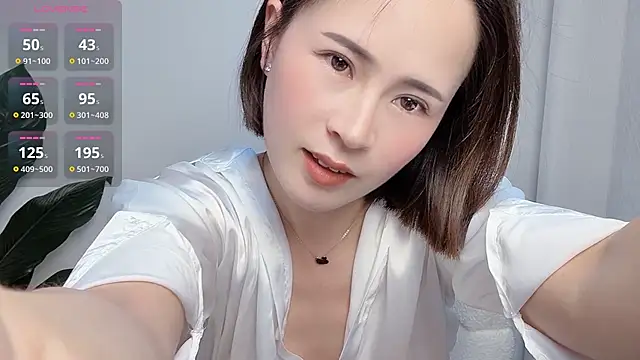 Snapshot of Xiaoyu-99 chatting on 04.26.26 Xiaoyu-99 online show from 04.26.26