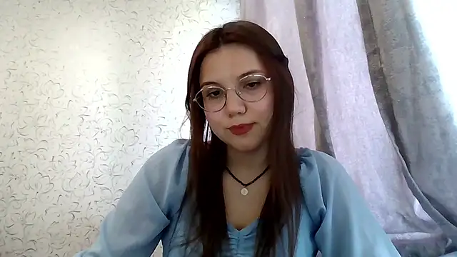 Snapshot of Aurora_Breeze chatting on 05.15.26 Aurora Breeze online show from 05.15.26