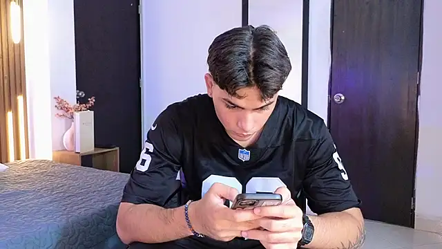 MrAdonis  online show from 04.03.26