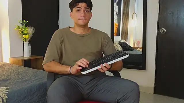 MrAdonis  online show from 04.16.26