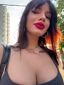 Snapshot of RaniaSnow chatting on 07.16.26 RaniaSnow online show from 07.16.26