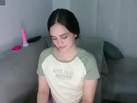 Snapshot of ashely_jensen chatting on 03.29.26 ashely jensen online show from 03.29.26