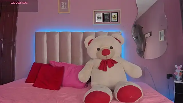 nikkita dragon  online show from 04.07.26