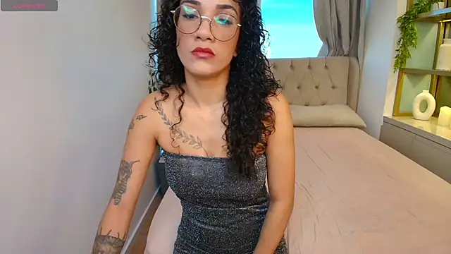 Sally Diazz online show from 04.16.26