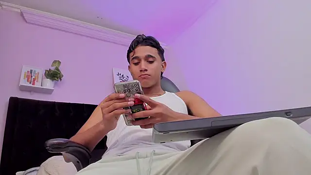 Morgan Bladee online show from 04.15.26