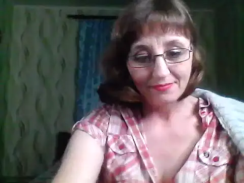 Alisaprice077 online show from 04.15.26