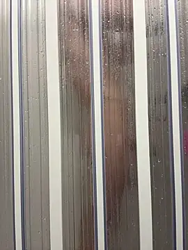 lion-rouge online show from 03.17.26