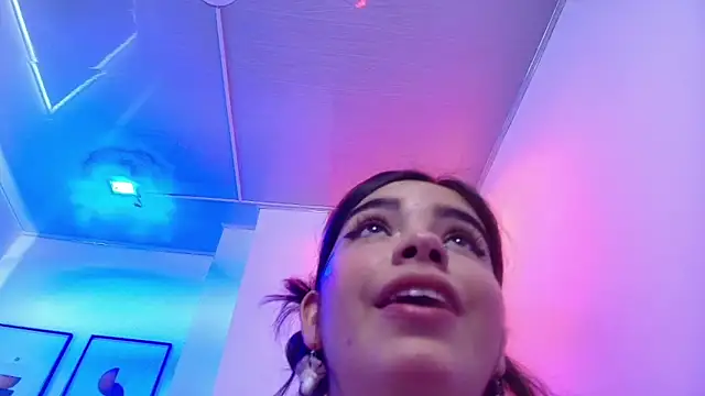 Daphne glas online show from 03.09.26