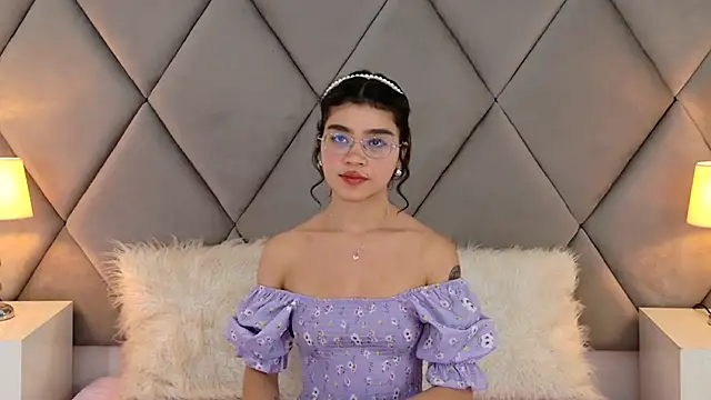Snapshot of OliviaDiaz chatting on 05.16.26 OliviaDiaz online show from 05.16.26